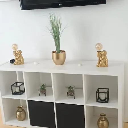 Maison-studio Compose D'une Cuisine, Un Salon Et Une Salle De Bain Apartment Beauchamp (Val-d'Oise)